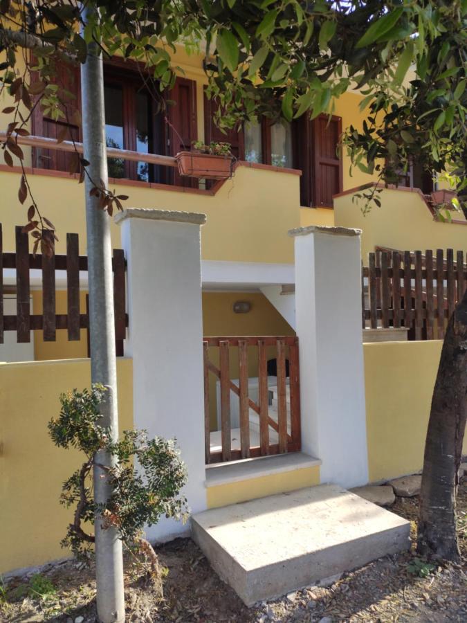 Апартаменты Casa Minicapo Mandriola San Vero Milis Экстерьер фото